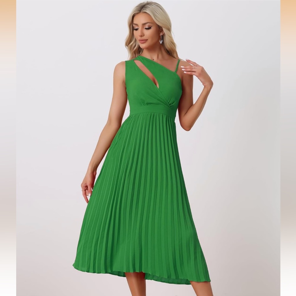 Chic Beautiful Large Green Dress